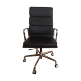 Soft Pad EA219 desk chair by Charles & Ray Eames