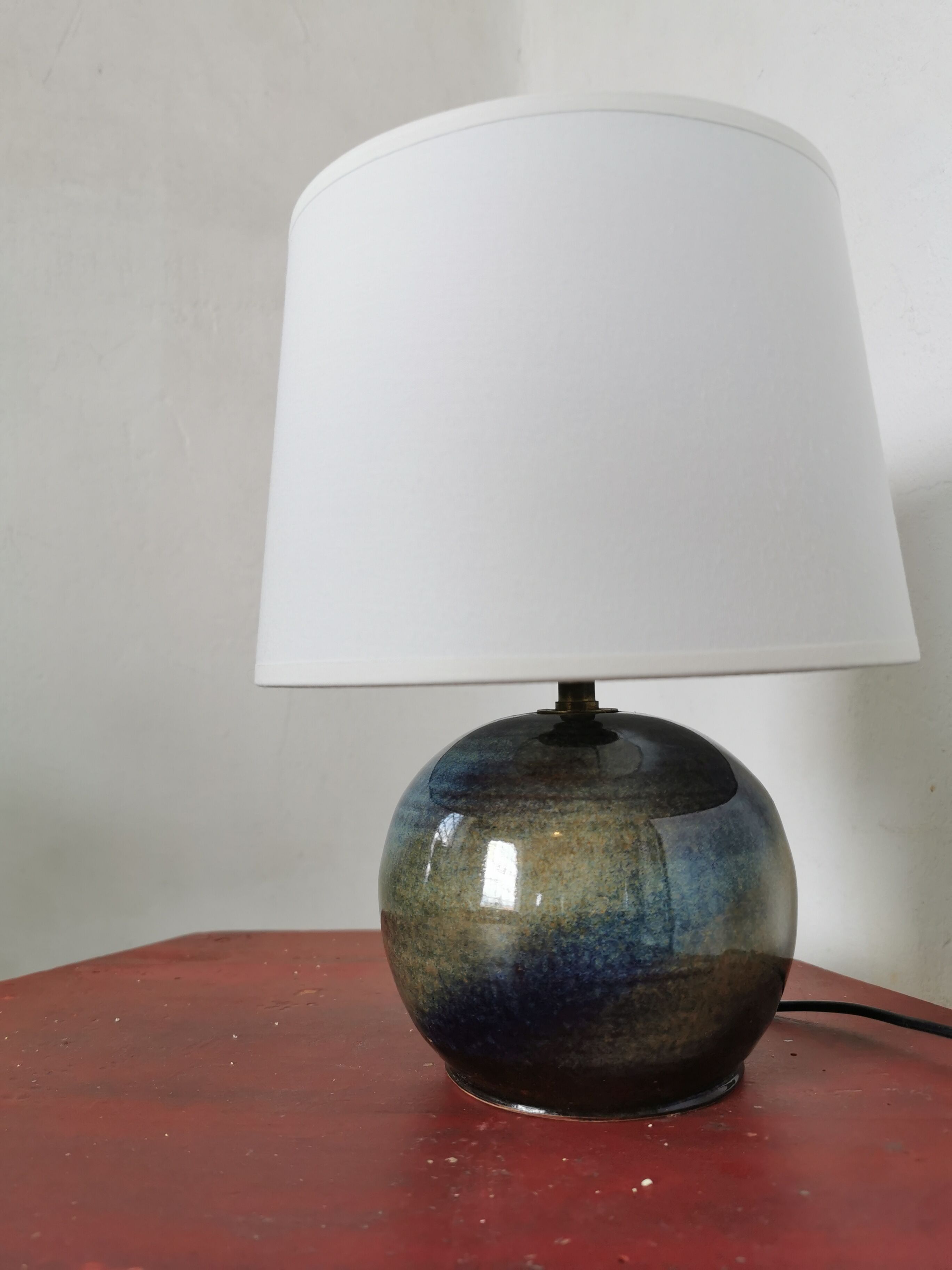 Bedside lamp shape ceramic ball
