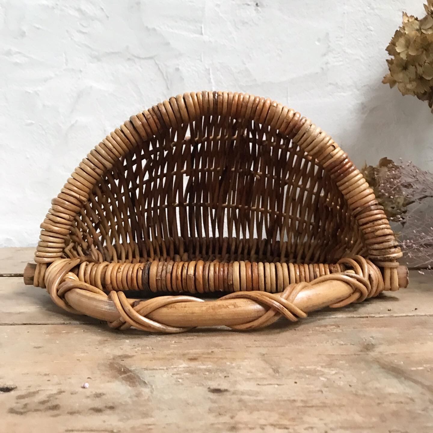 Rattan wall basket