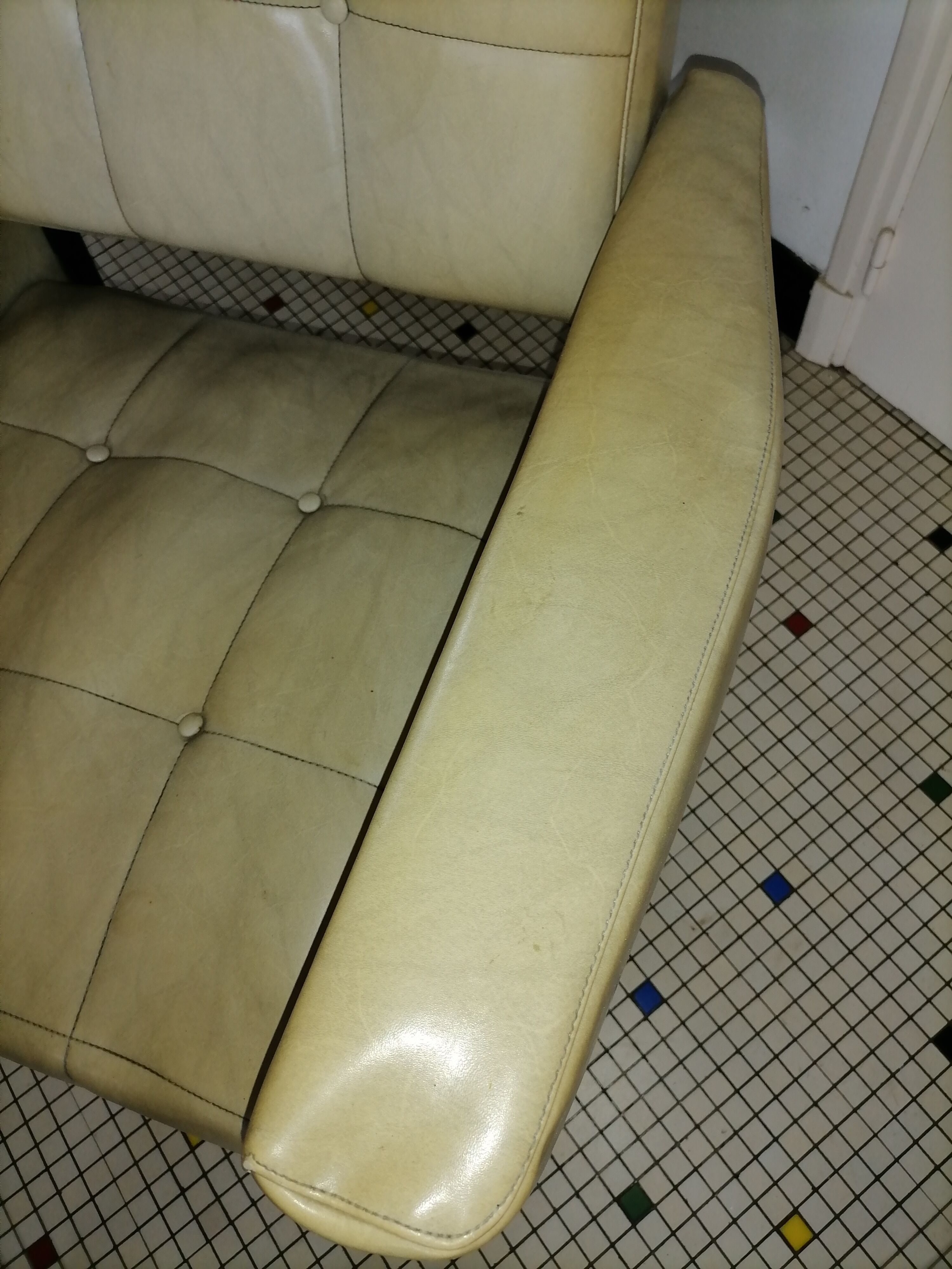 Paire de fauteuils vintage