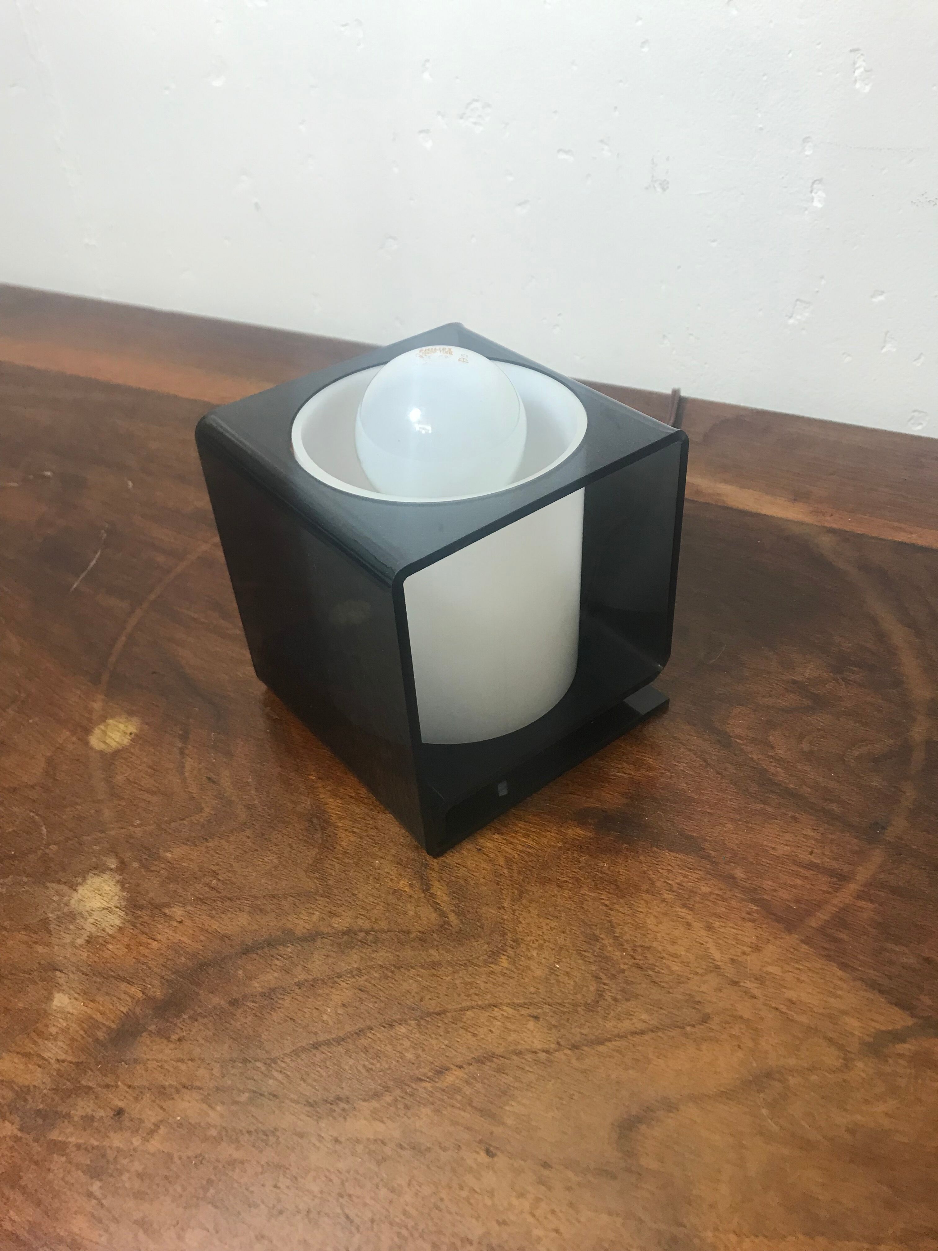 Cubic lamp 70's
