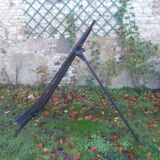 Wooden painter's easel