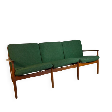Vintage three-seater canapé by Svend Aage Eriksen for Glostrup Møbelfabrik – Danish design from the 1960s.