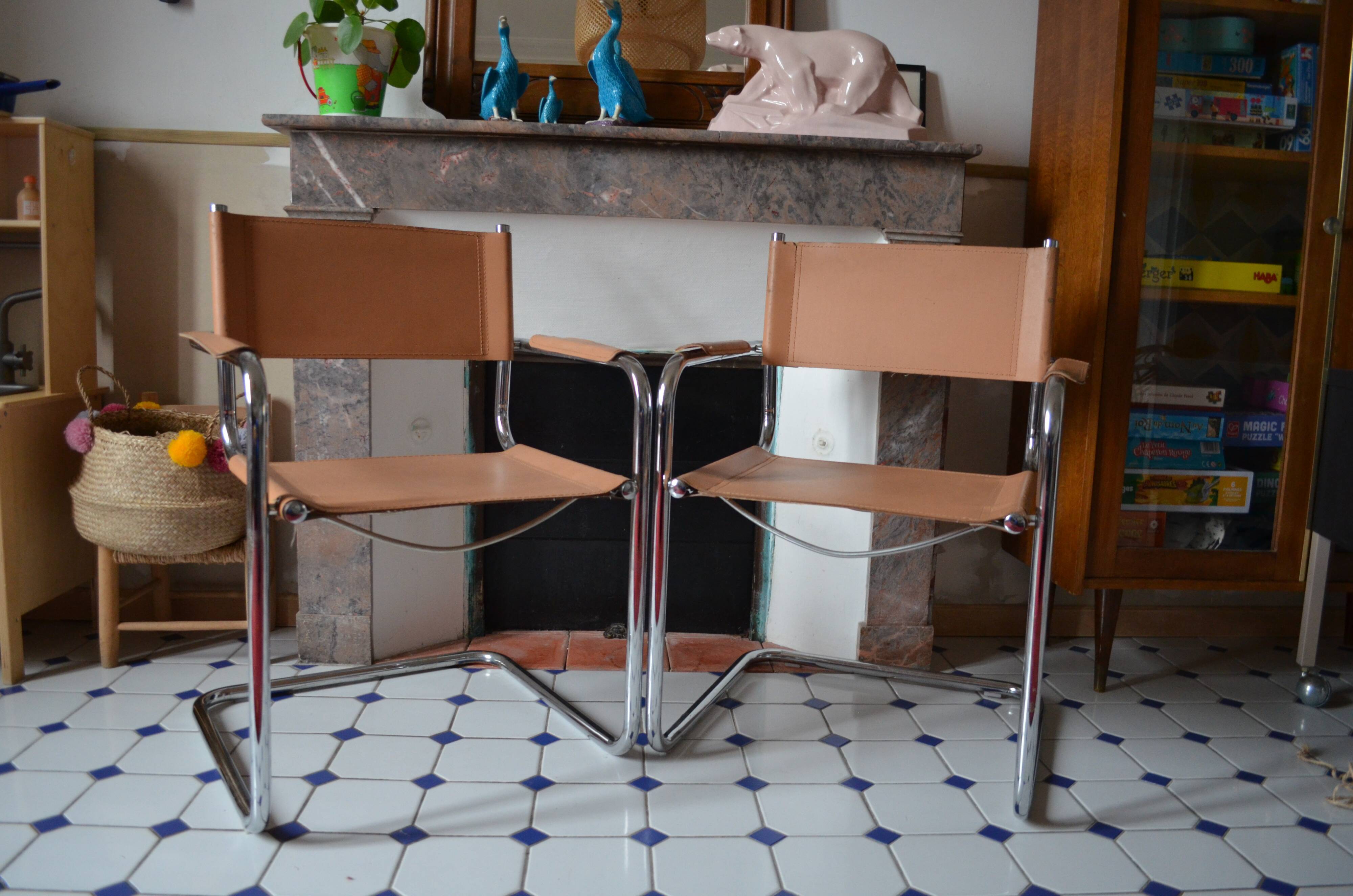 Duo of tubular chairs