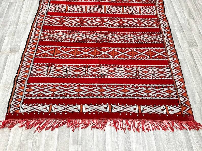 Zemmouri Kilim Rug, Flat Weave Berber Rug, Handmade Moroccan Rug, Home Decor