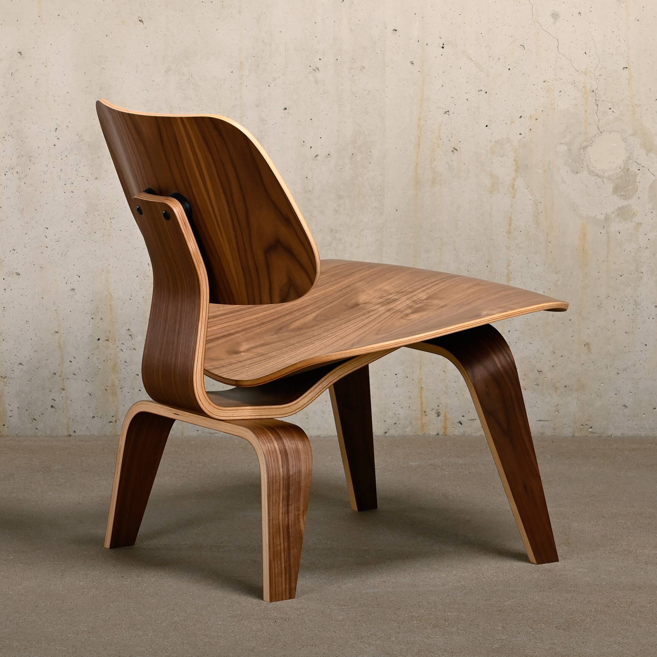 Charles & Ray Eames LCW Walnut Lounge Chair for Herman Miller