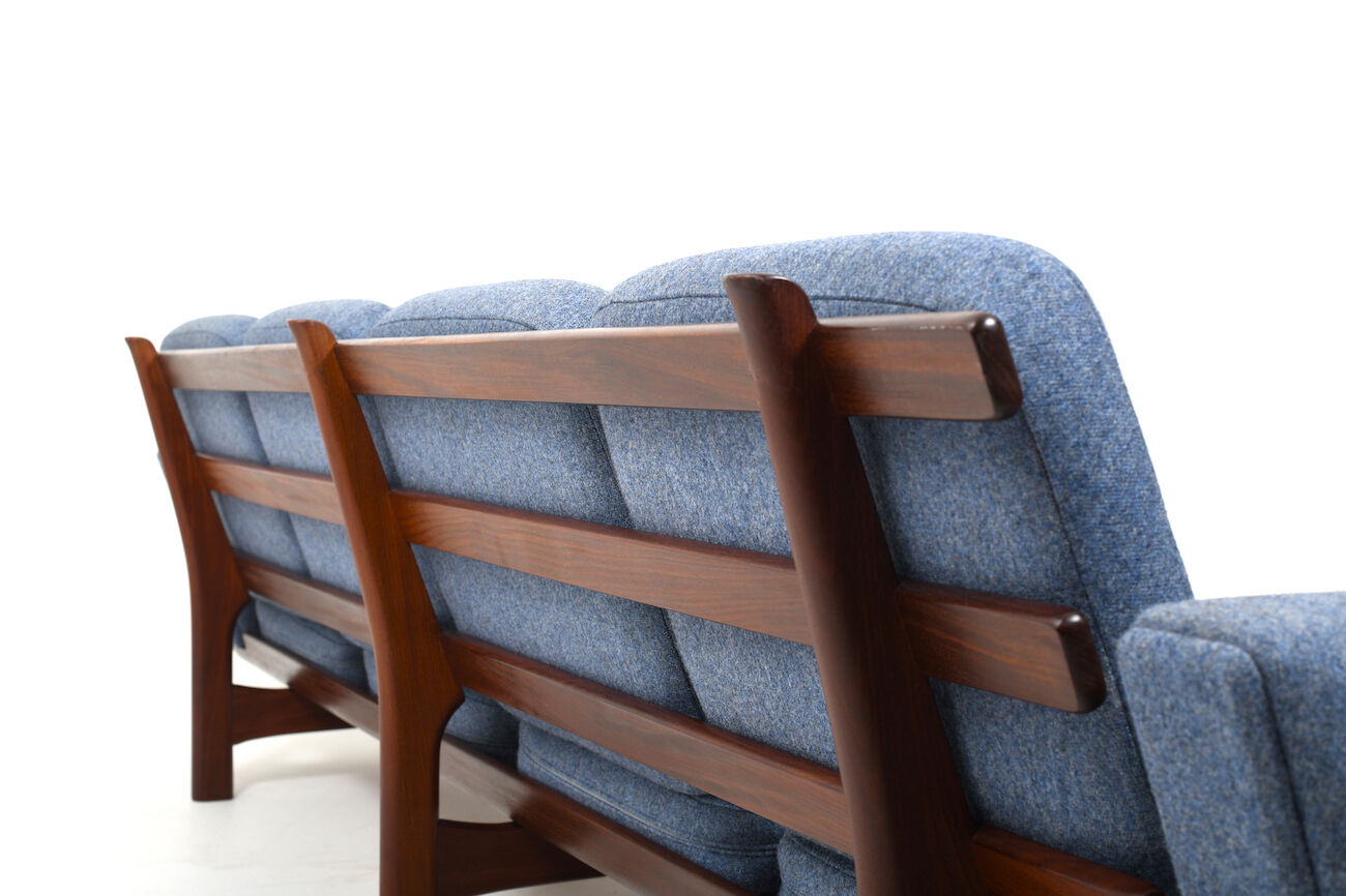 Canapé GE-236/4 en teck par Hans J. Wegner pour Getama années 1960