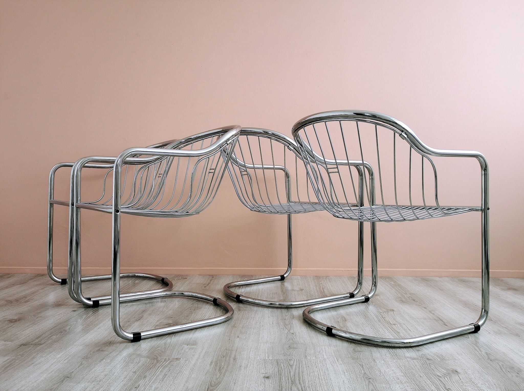 Ensemble de 4 chaises à manger chrome