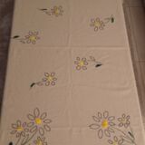 Nappe et serviettes brodées