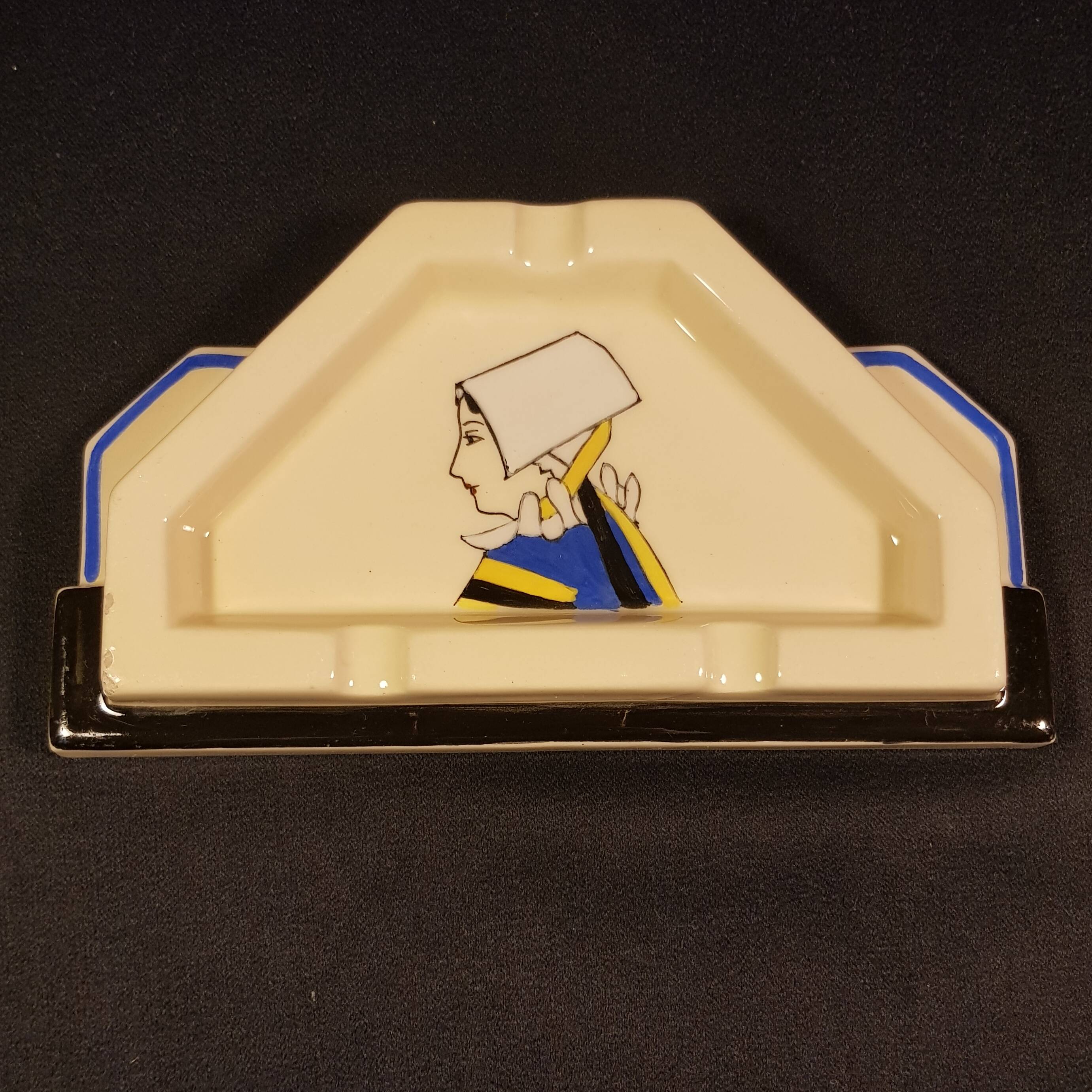 Henriot Quimper ashtray or pocket tray