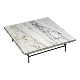 Table basse avec plateau en marbre