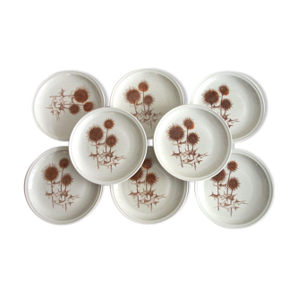 Series of 8 flat plates Sarreguemines décor Thistle