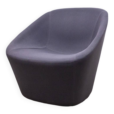 Fauteuil Log 366 de chez Pedrali en tissu Gris Anthracite