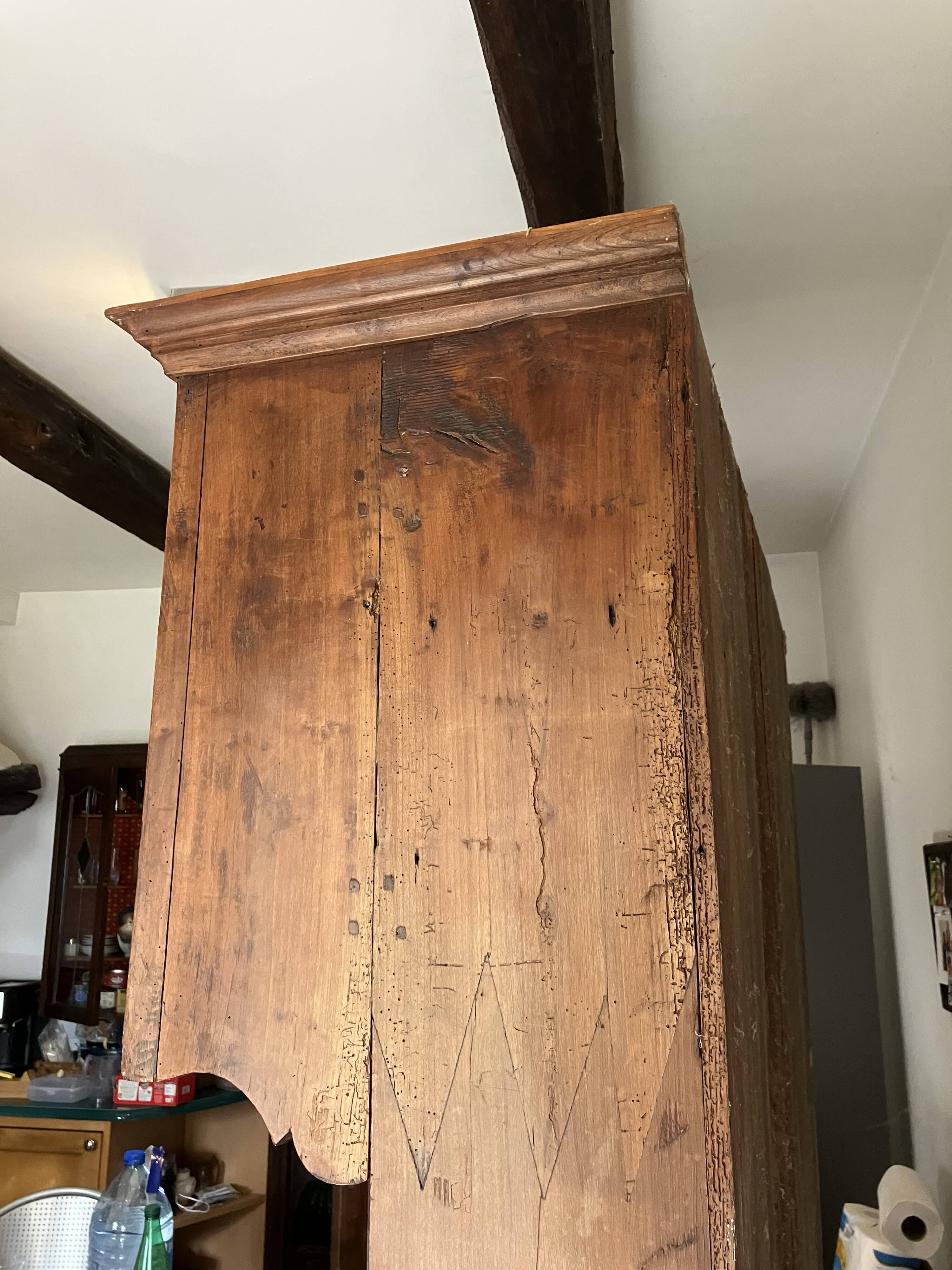 Solid wood sideboard