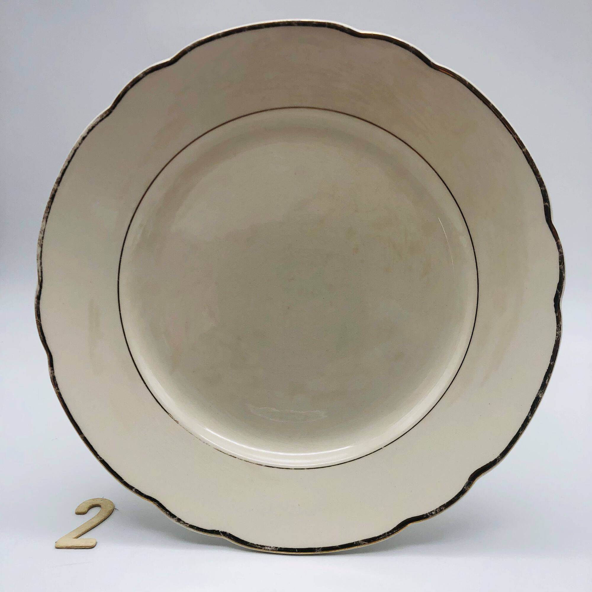 6 Antique Dinner Plates Stamped “Villeroy & Boch”.