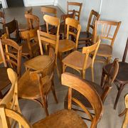 Set of 30 bistro chairs BOIS COURBÉ Vintage 60s mismatched