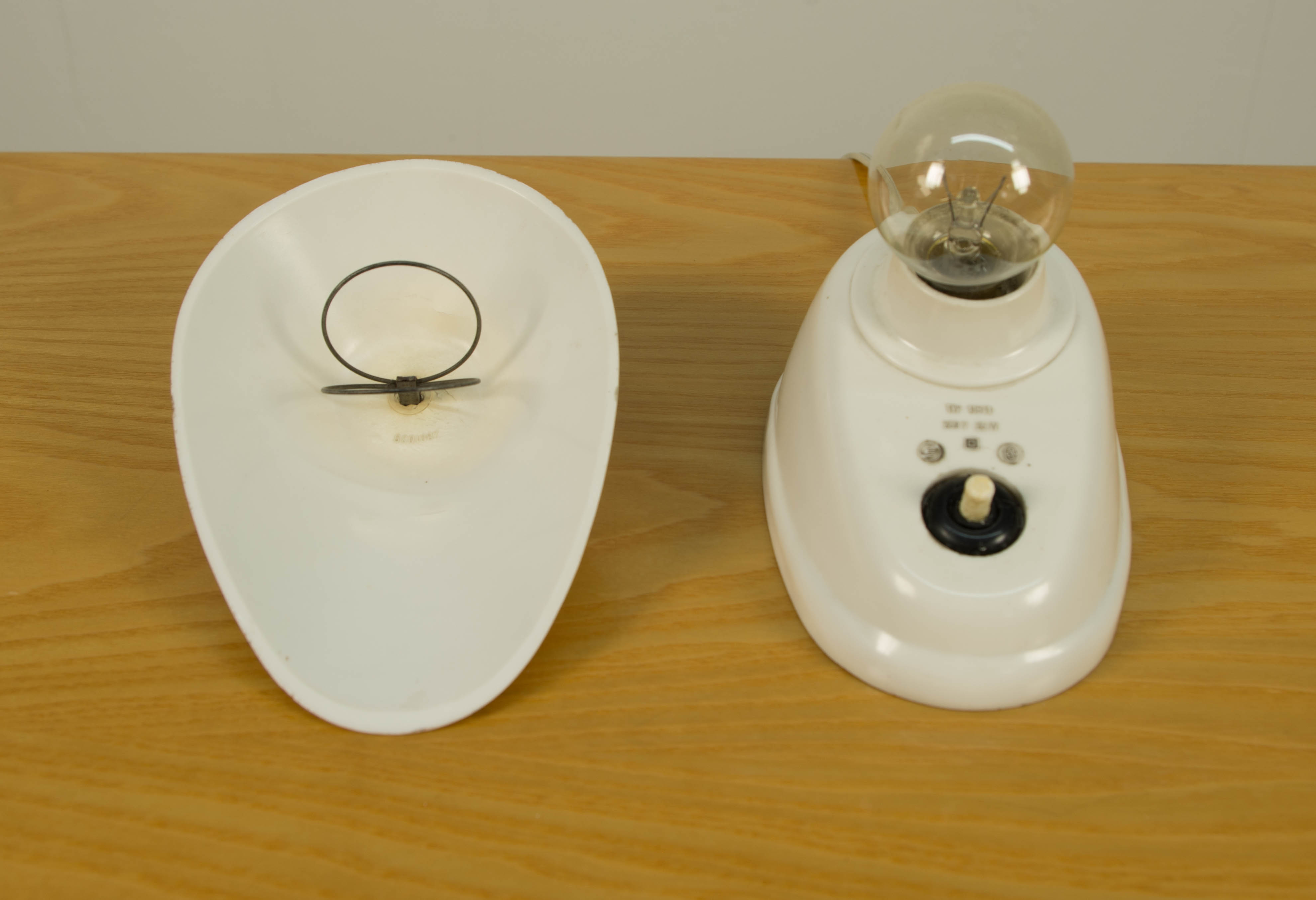 White bakelite  wall lamp, 1960s