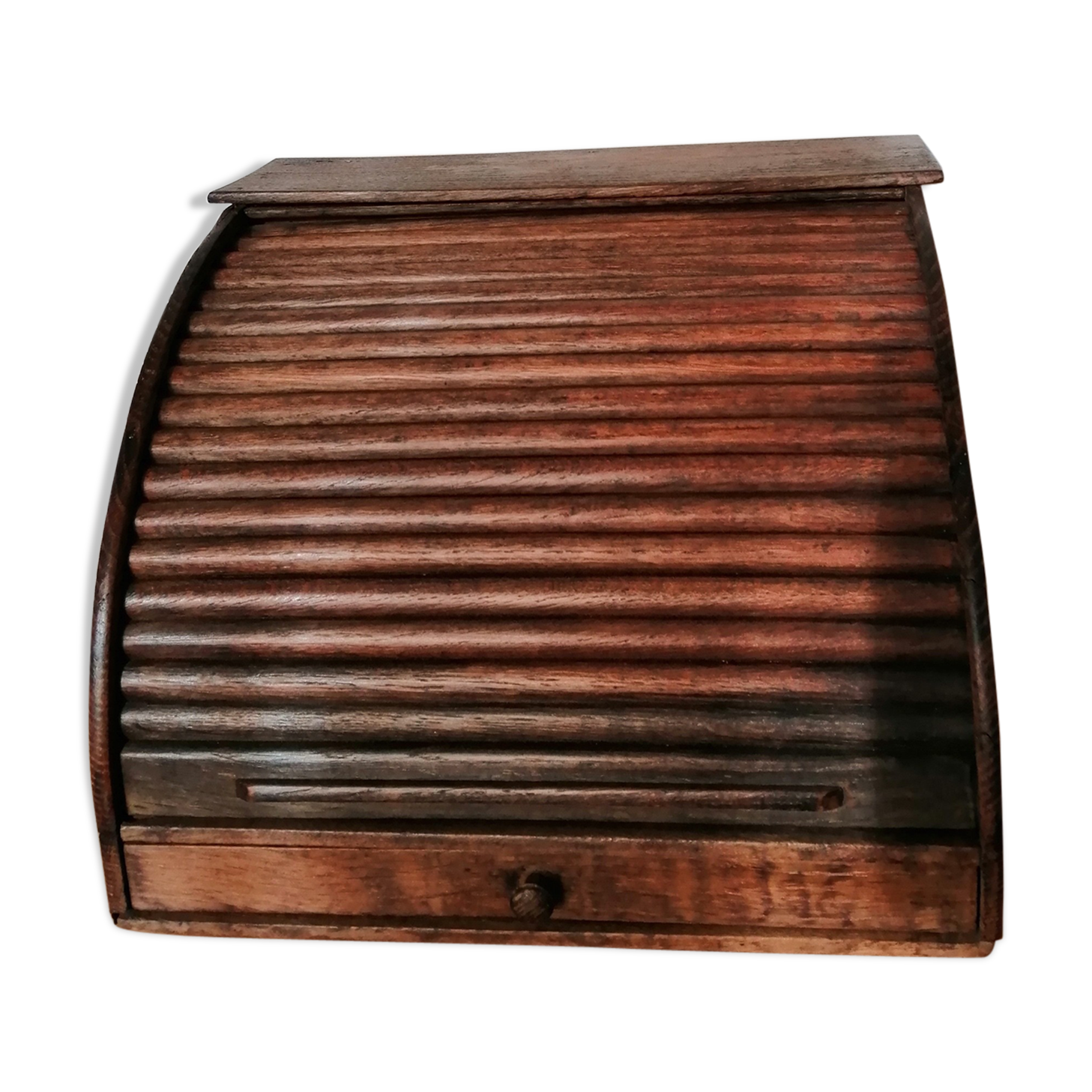 Wooden curtain binder