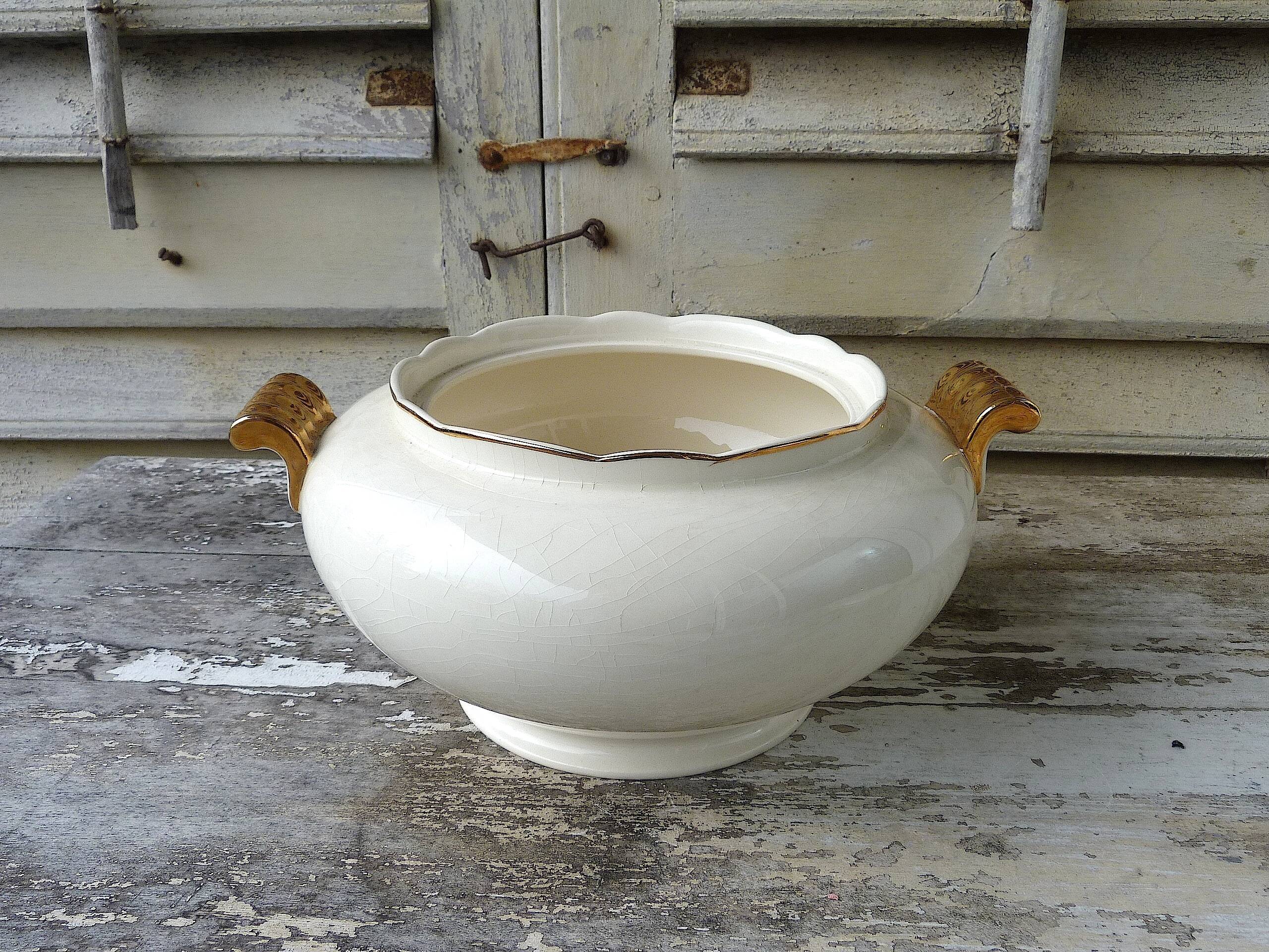 Soup tureen - vegetable bowl Villeroy & Boch Mettlach ivory and gold