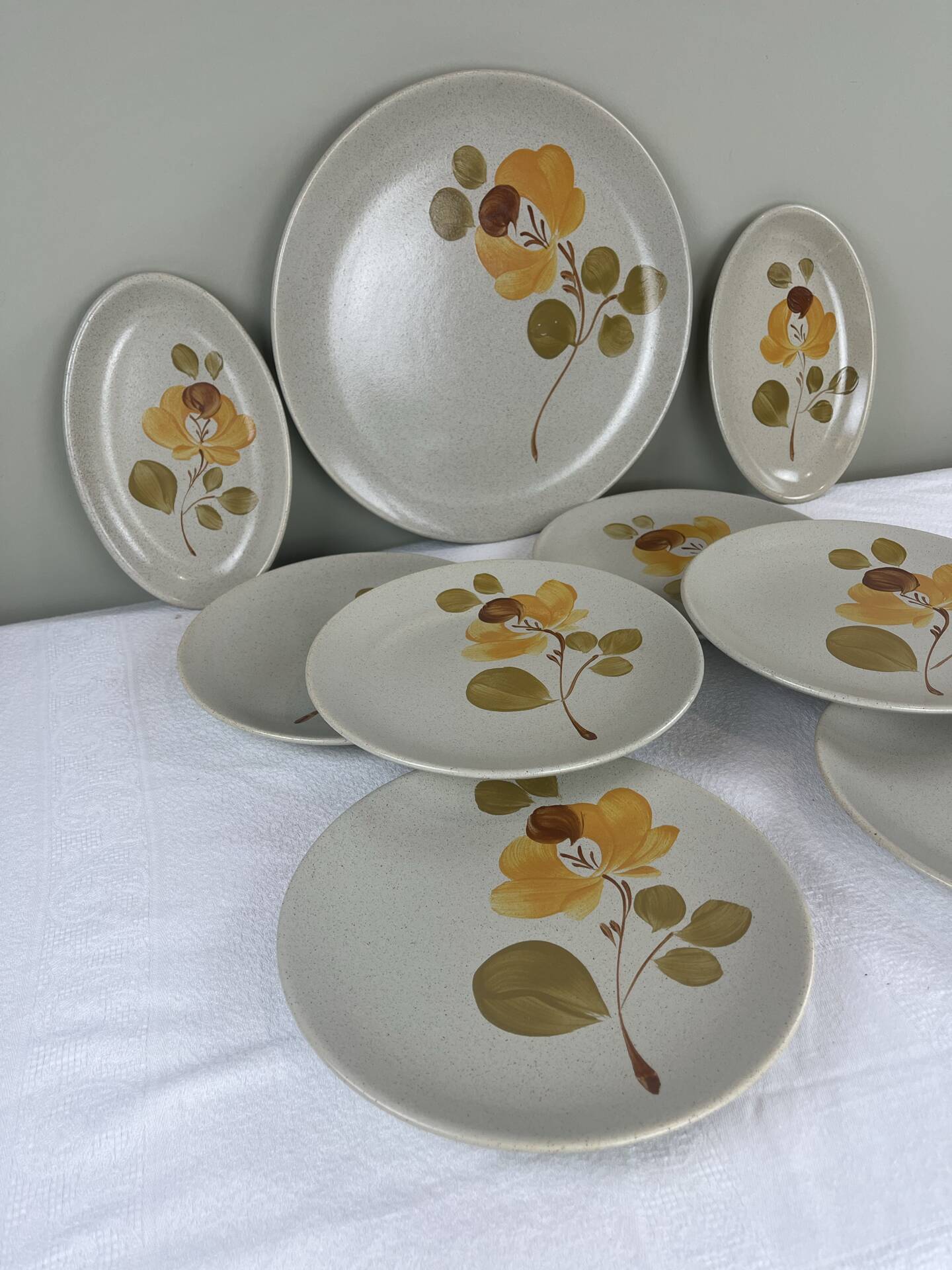 Hand-painted stoneware service