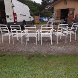 6 iron and plastic garden chairs