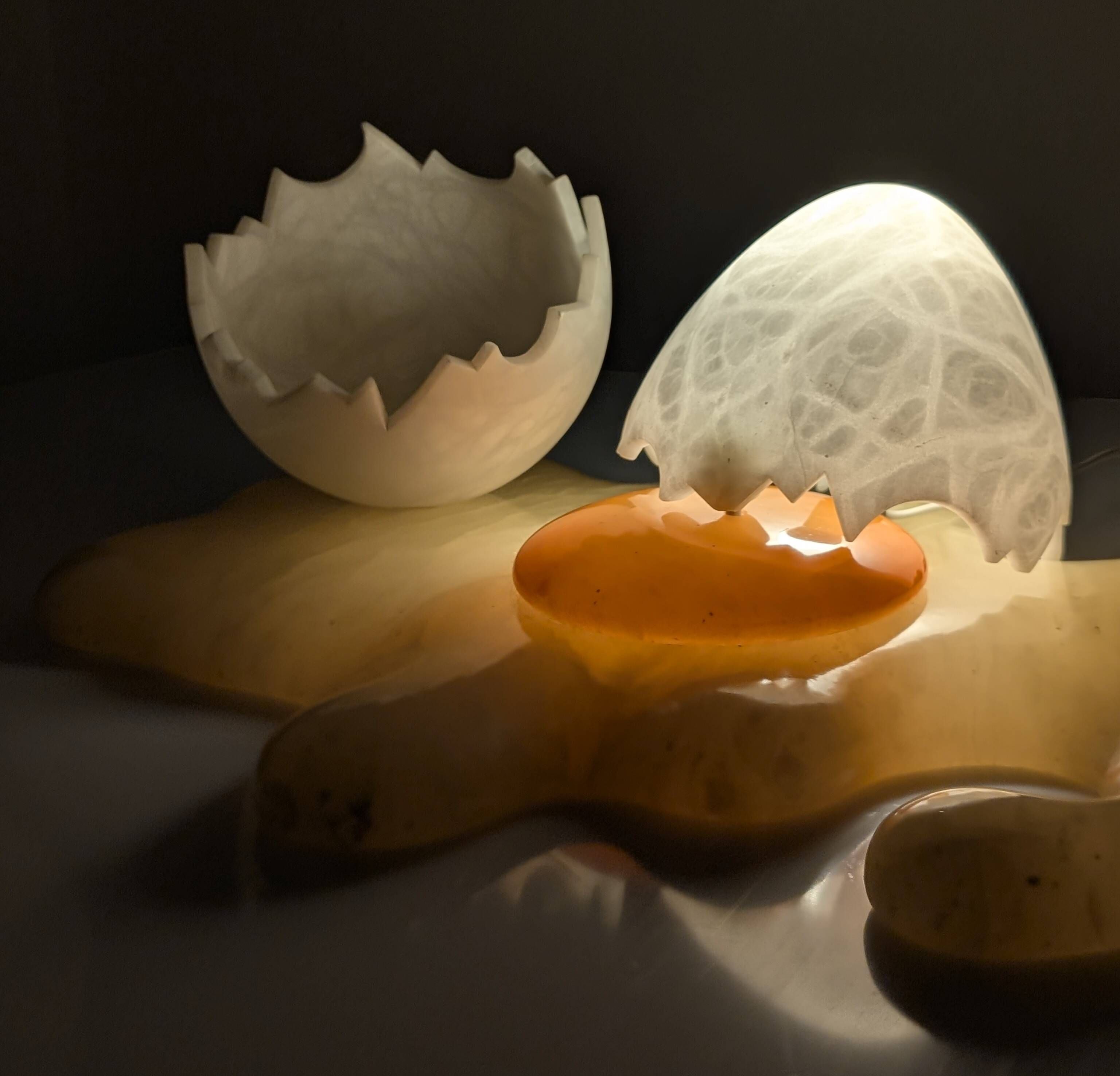 Broken egg alabaster sculpture lamp by Marco Ricciardi, Italy, 1980s