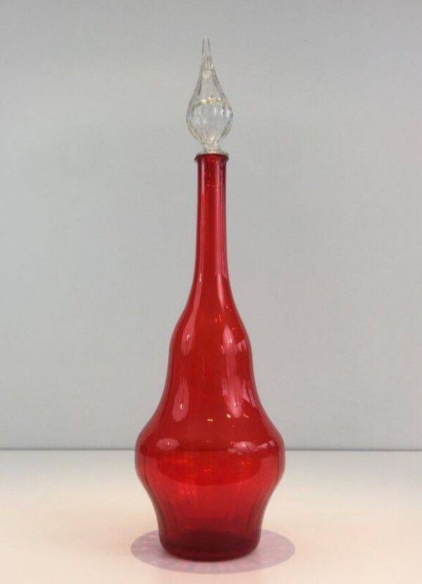 Grande bouteille design en verre rouge
