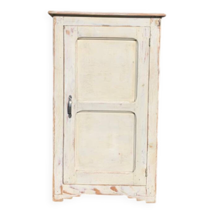 Petite armoire patinée