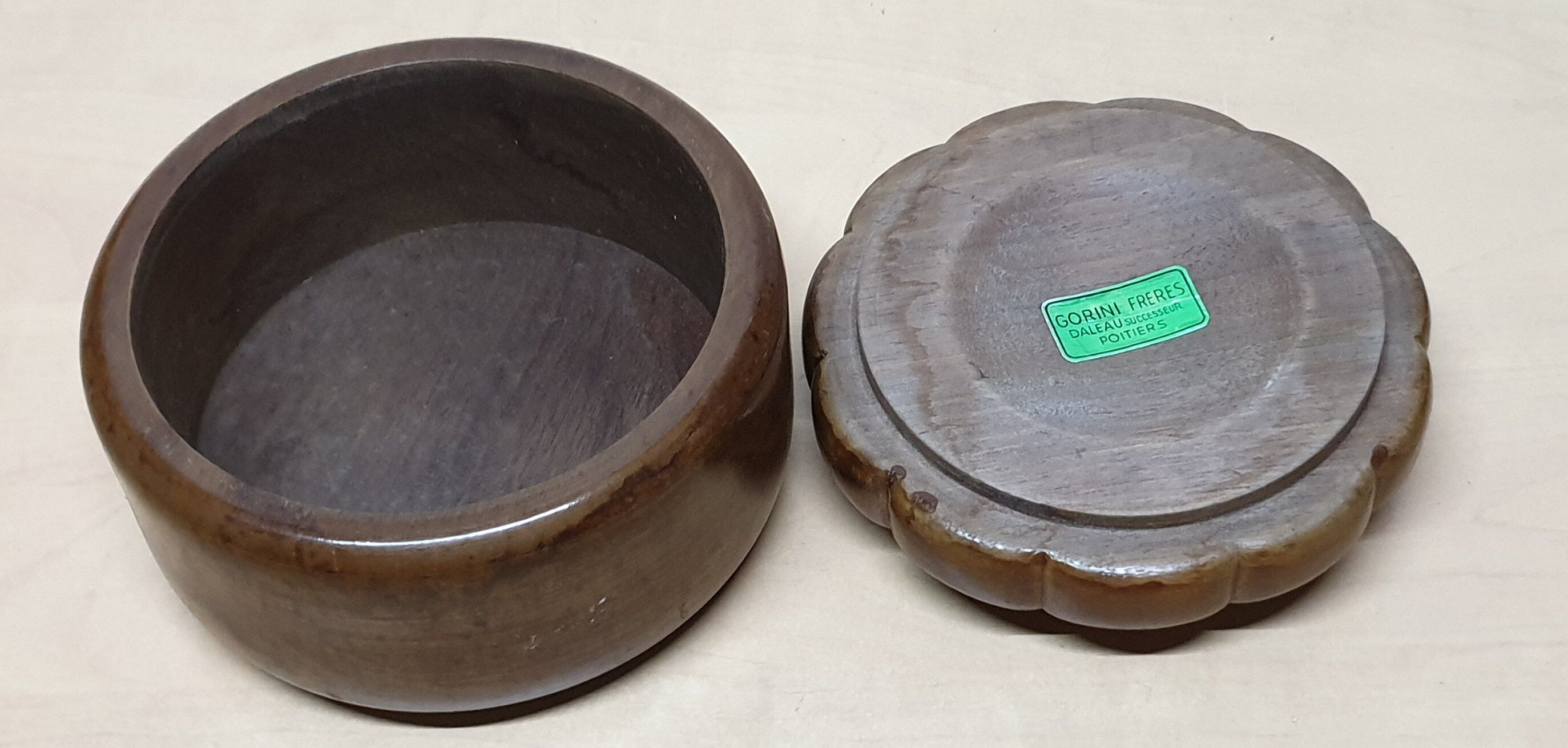 Art Deco solid wooden box