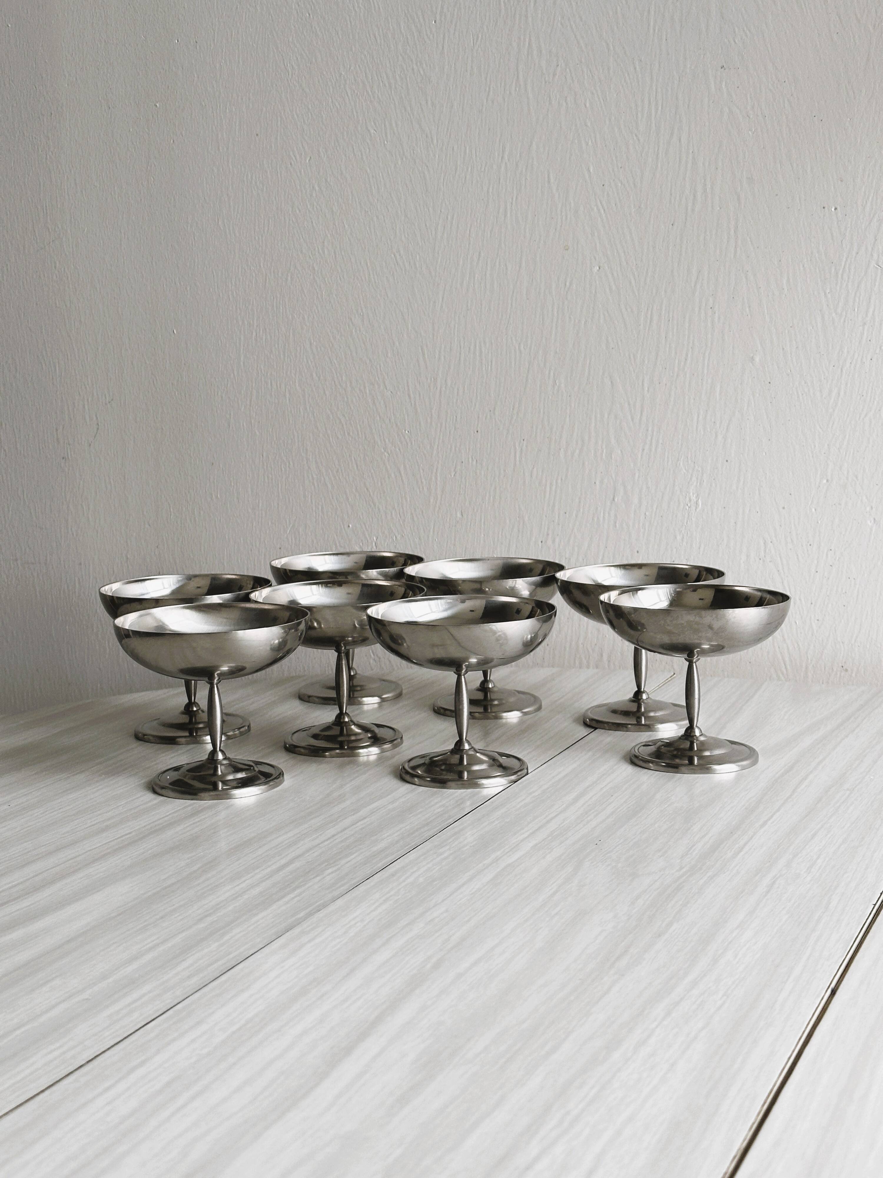 8 large stainless steel footed bowls Letang Remy