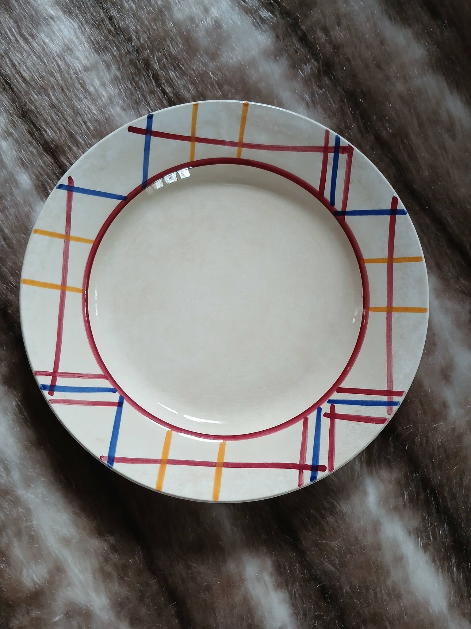 10 antique flat plates from Gien