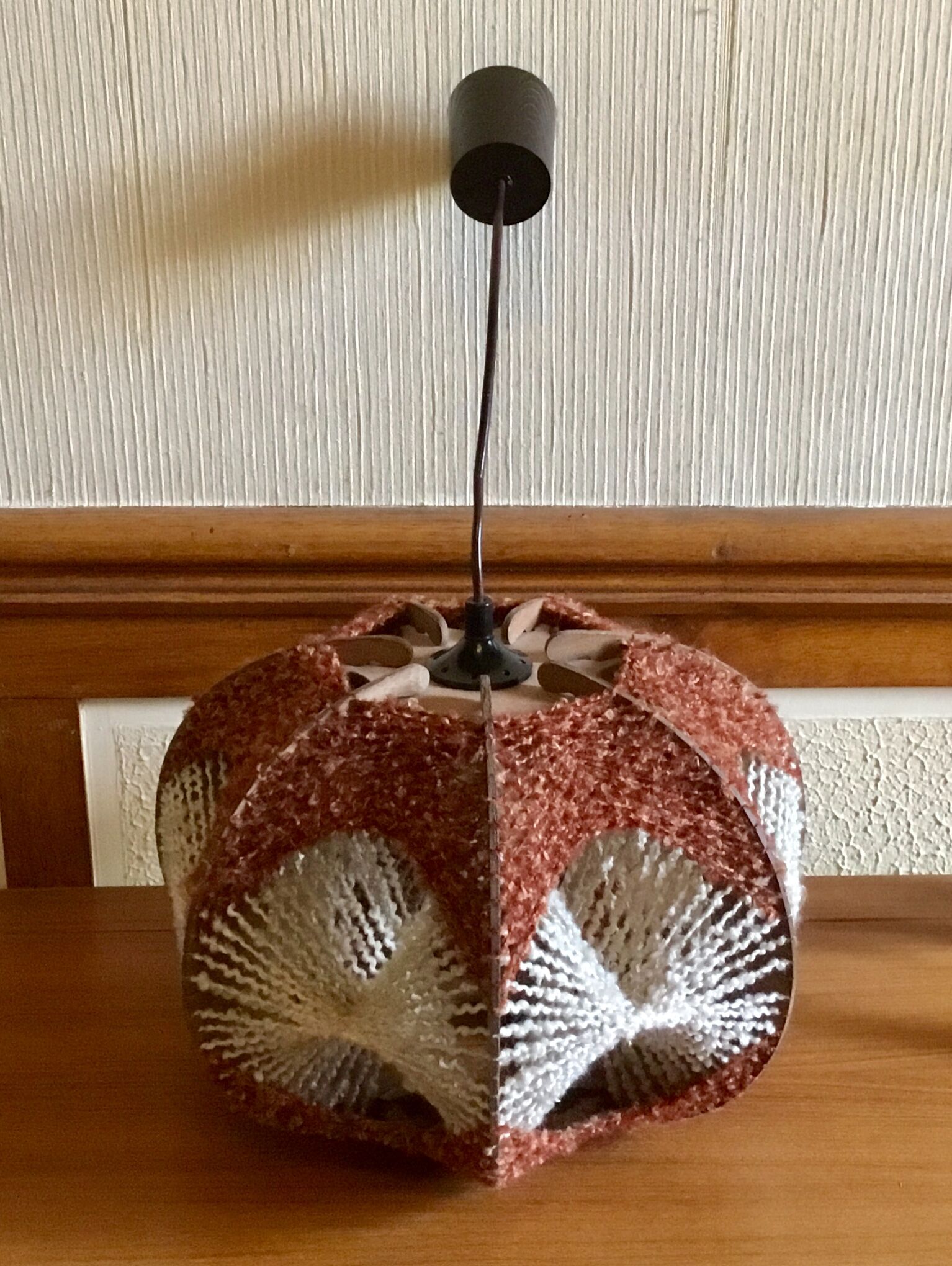 Hanging Scandinavian vintage