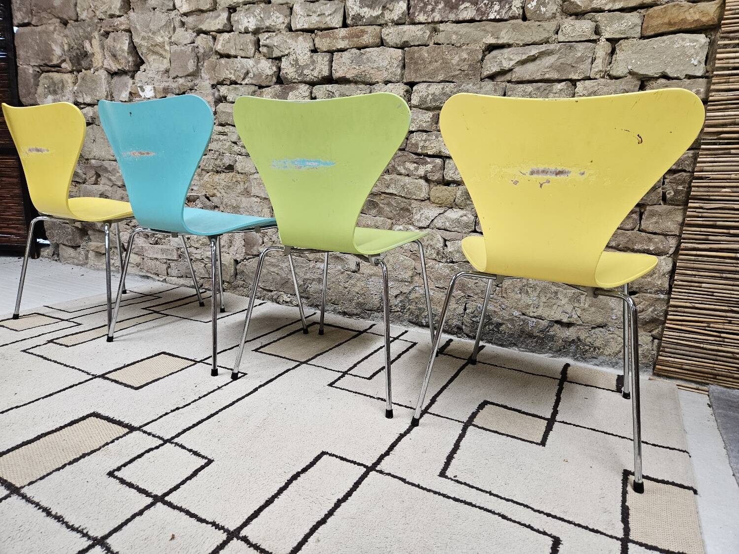 Set of 4 Serie 7 chairs by Arne Jacobsen, Fritz Hansen