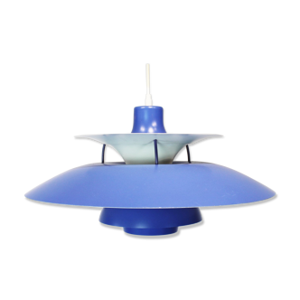 Suspension PH5 conçu par Poul Henningsen en 1958 et fabriqué par Louis Poulsen