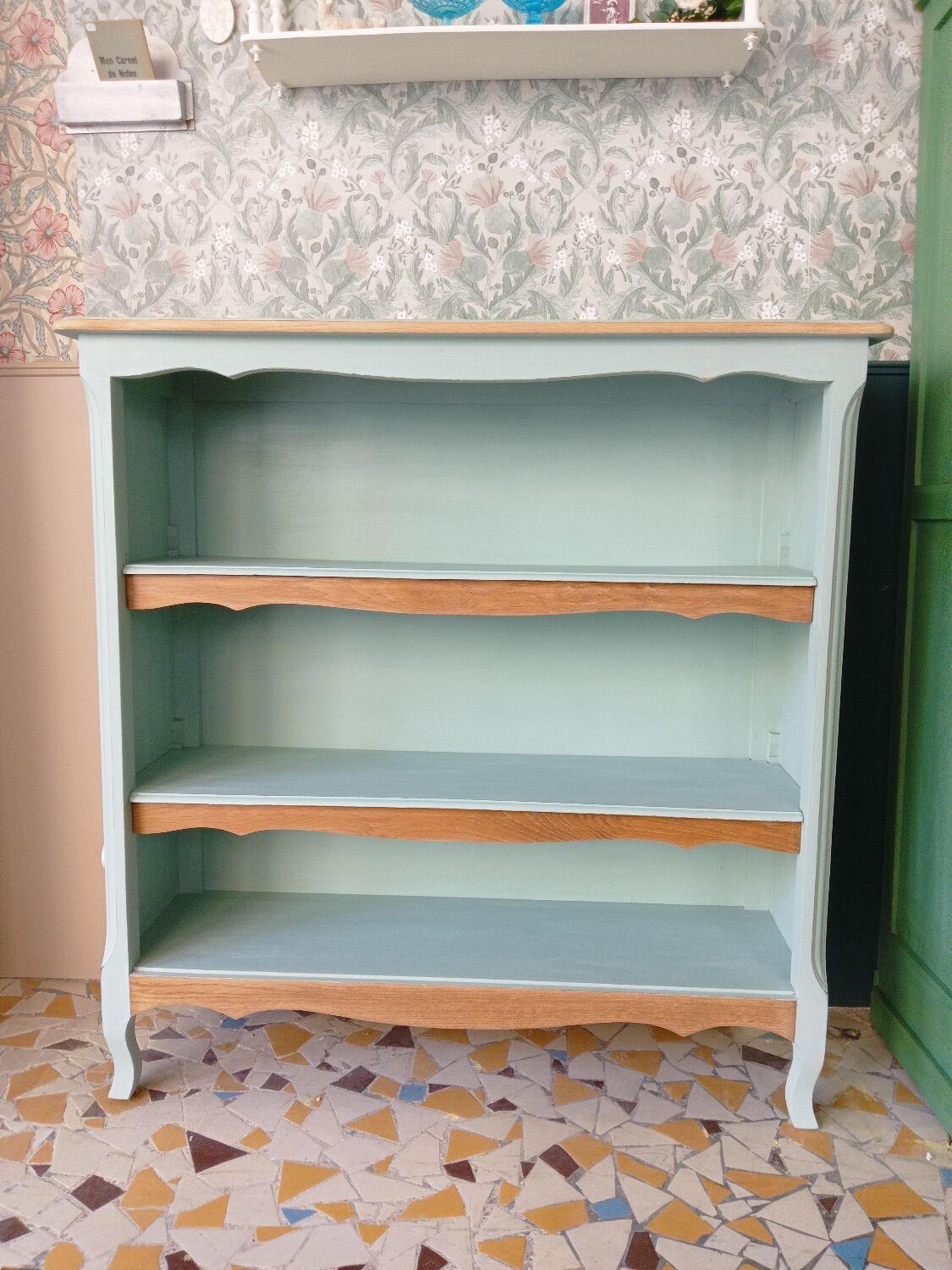 Bibus revisited blue and wood