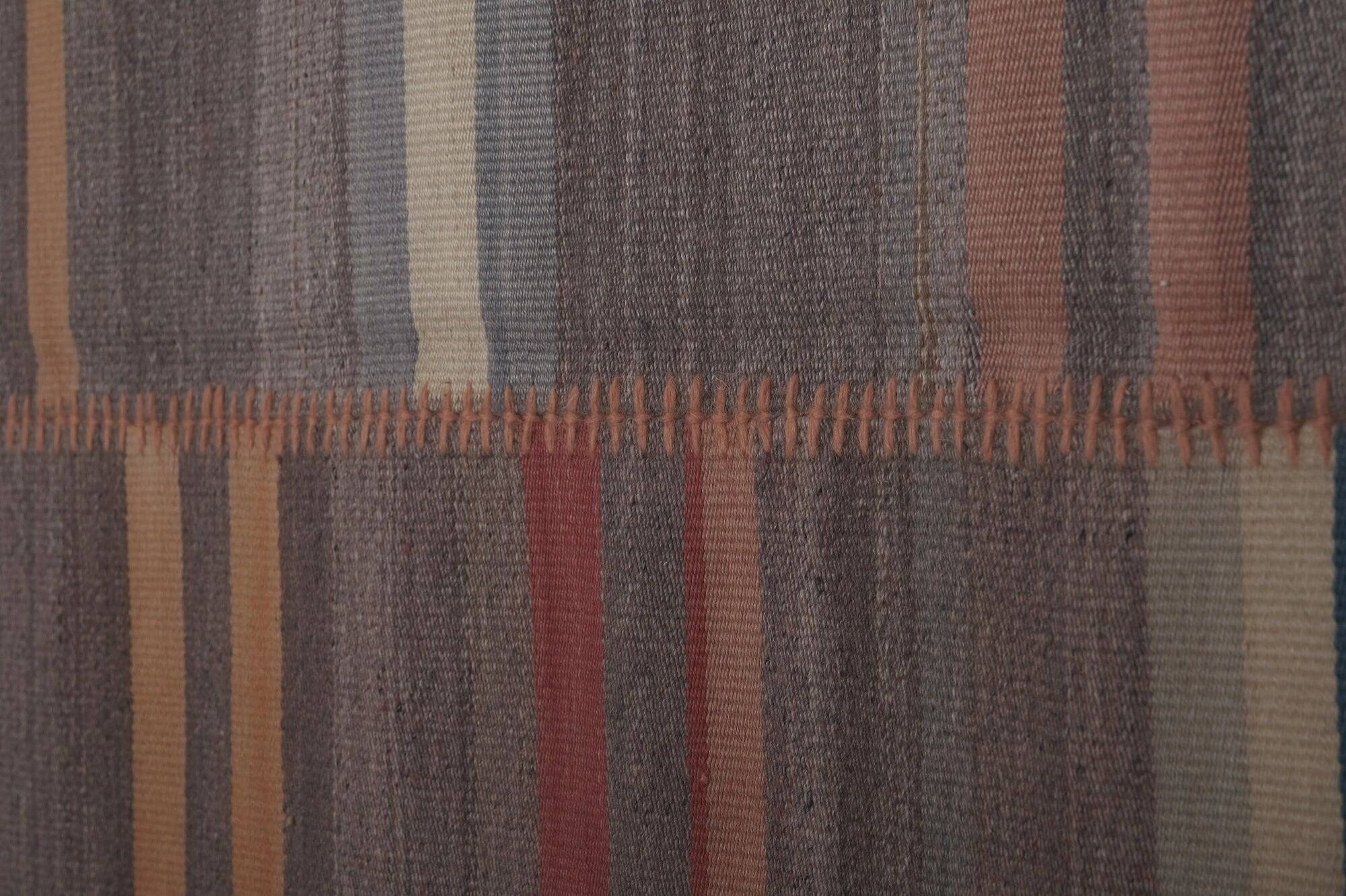 Vintage Turkish kilim, handwoven, 275x314 cm.