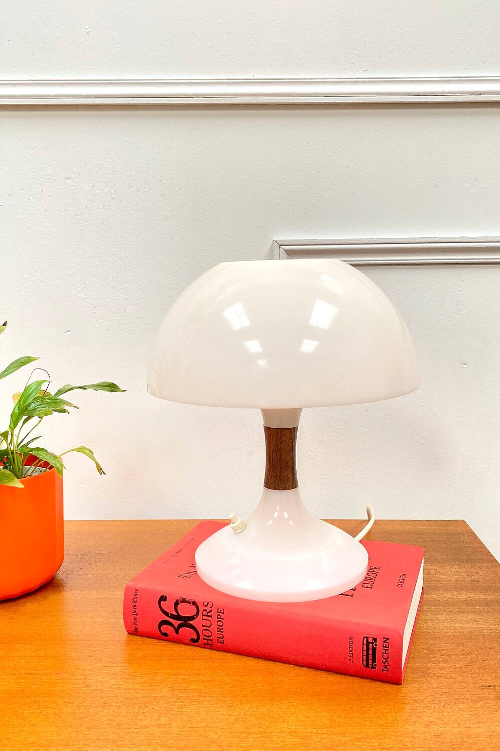 Lampe à poser blanche champignon vintage