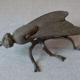 Old ashtray in the shape of large fly alloy brass deco office living room