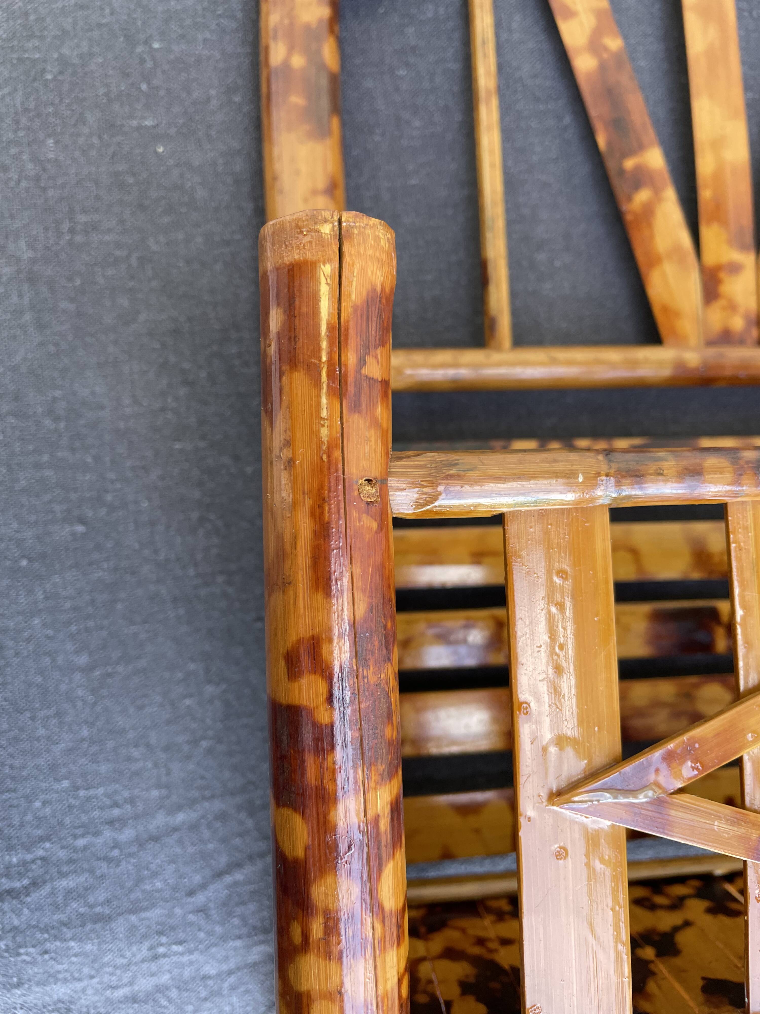 Vintage bamboo tiger wall shelf from the 70s.