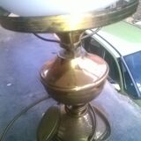 Lampe en laiton sur pied
