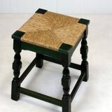Tabouret en bois vert foncé