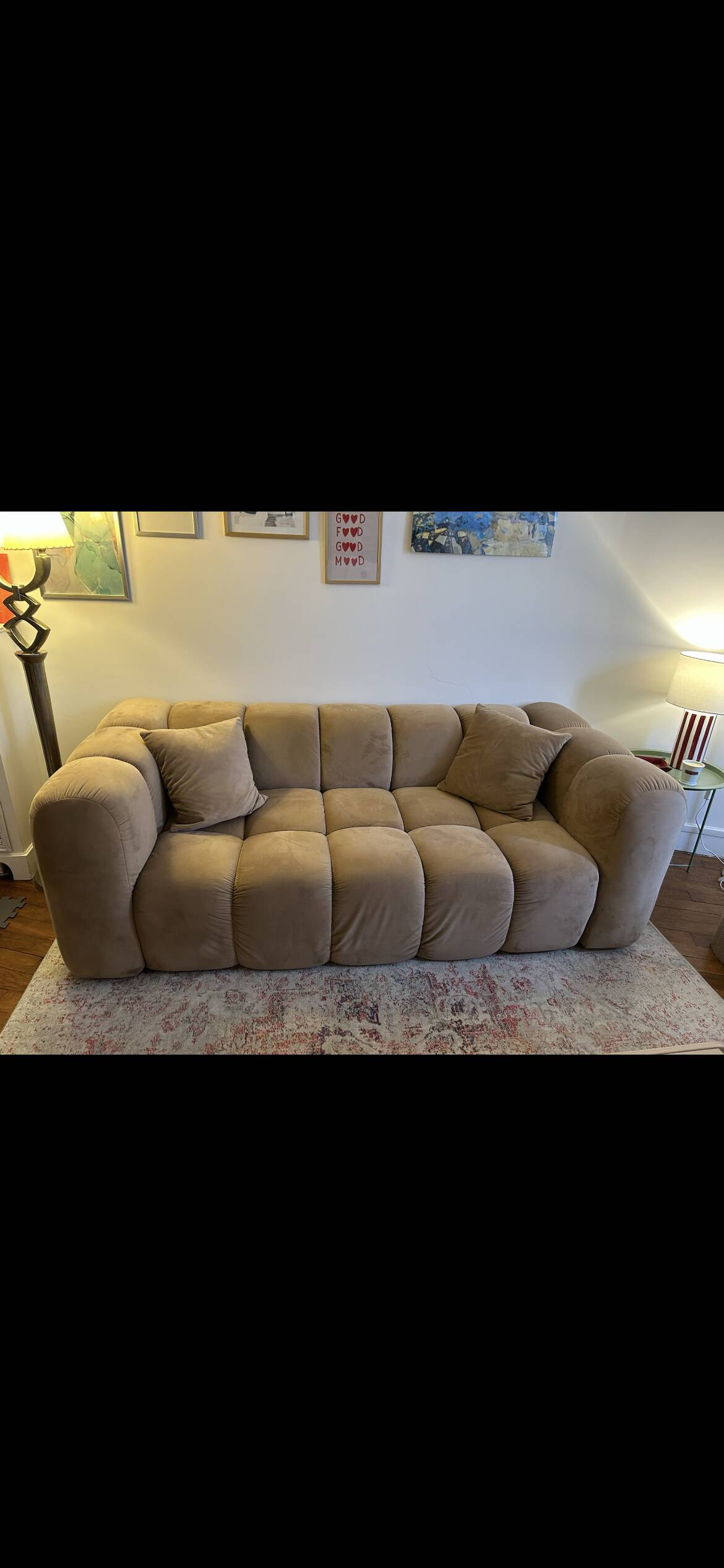 Canapé Windsor & Co en velours taupe/beige - excellent état