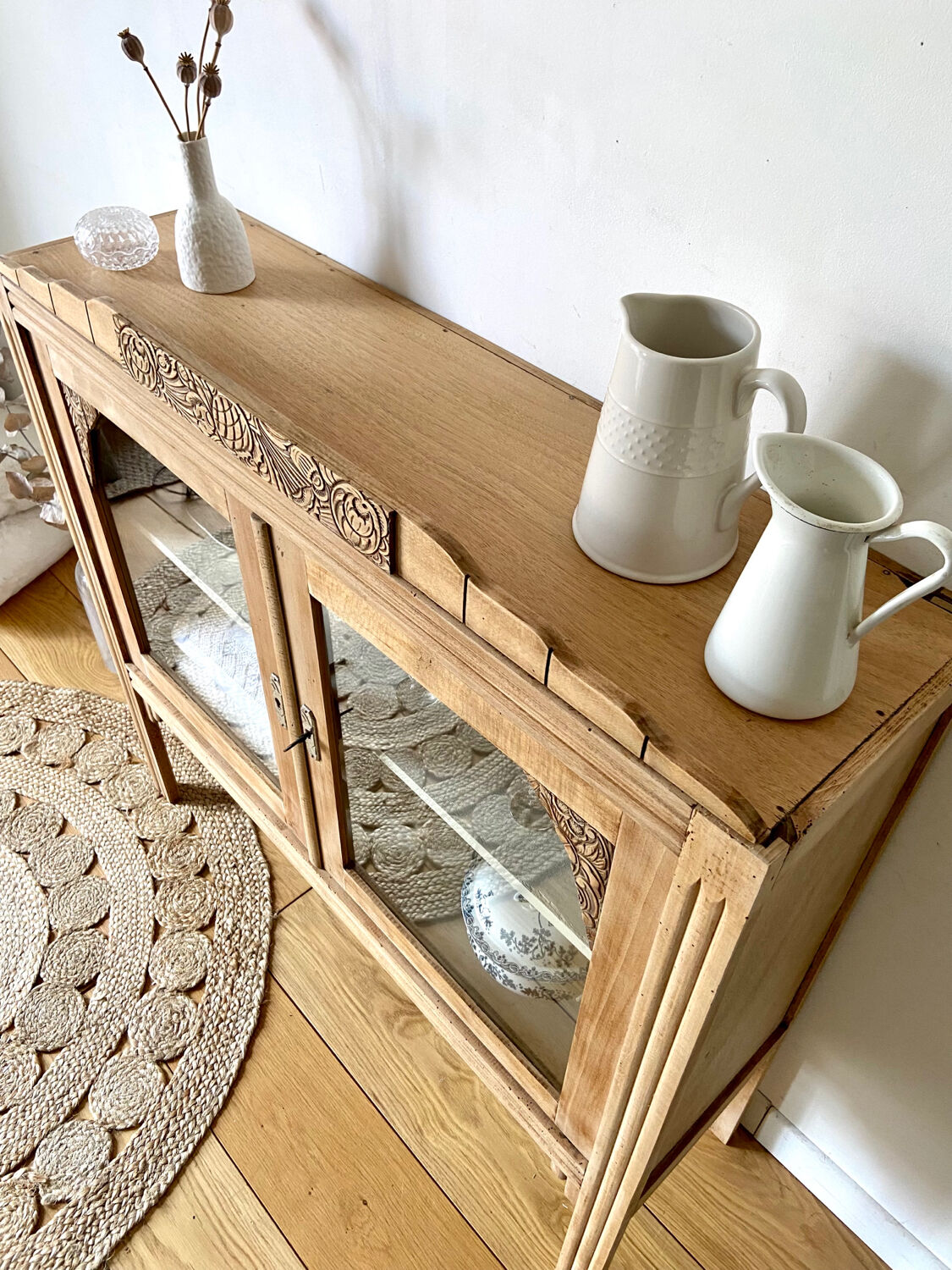 Dresser / Art Deco showcase