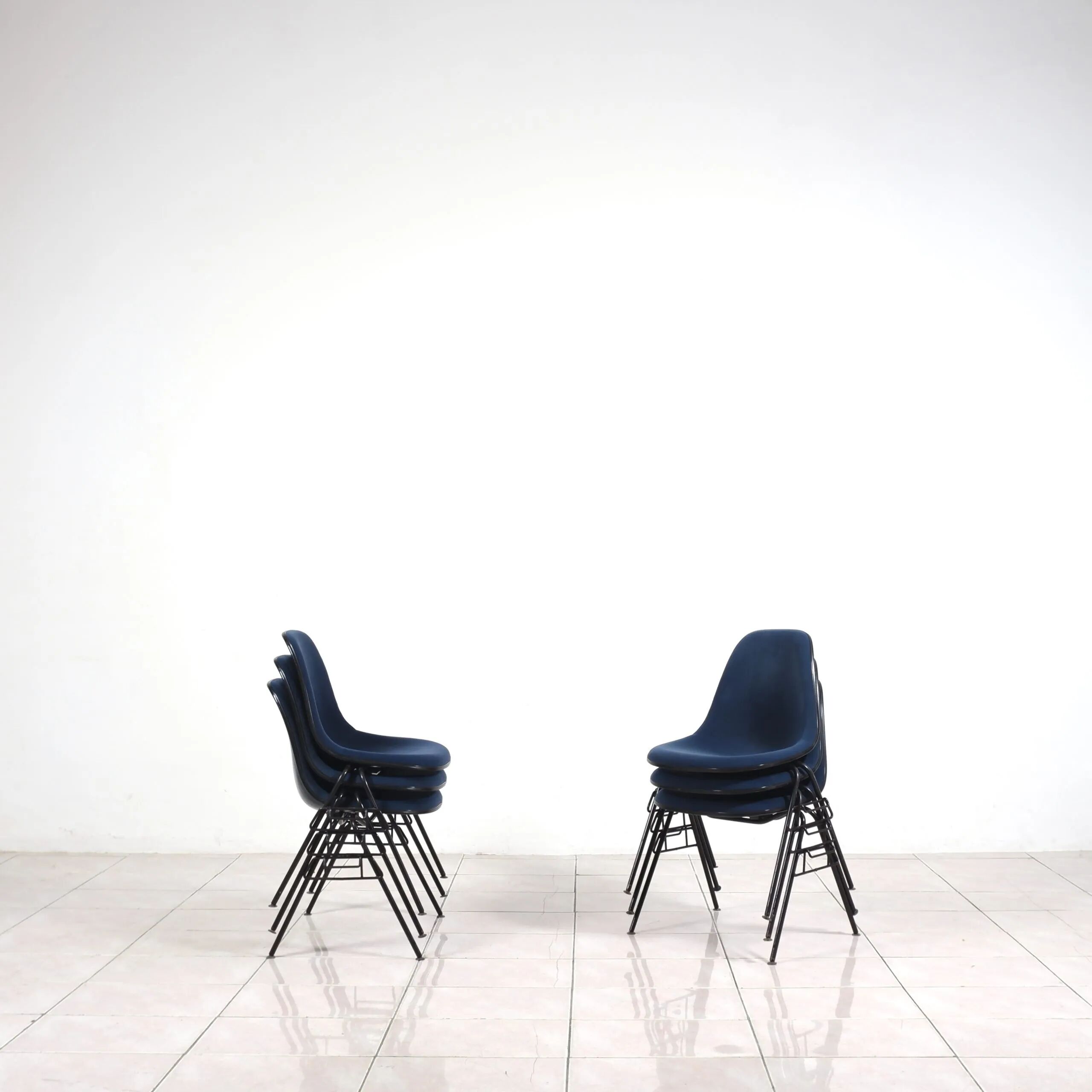 Set of 6 Eames Fiberglass DSX side chairs blue with velvet upholstery