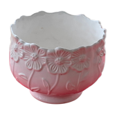 Pot cover slurry in glazed ceramic white vintage floral pattern