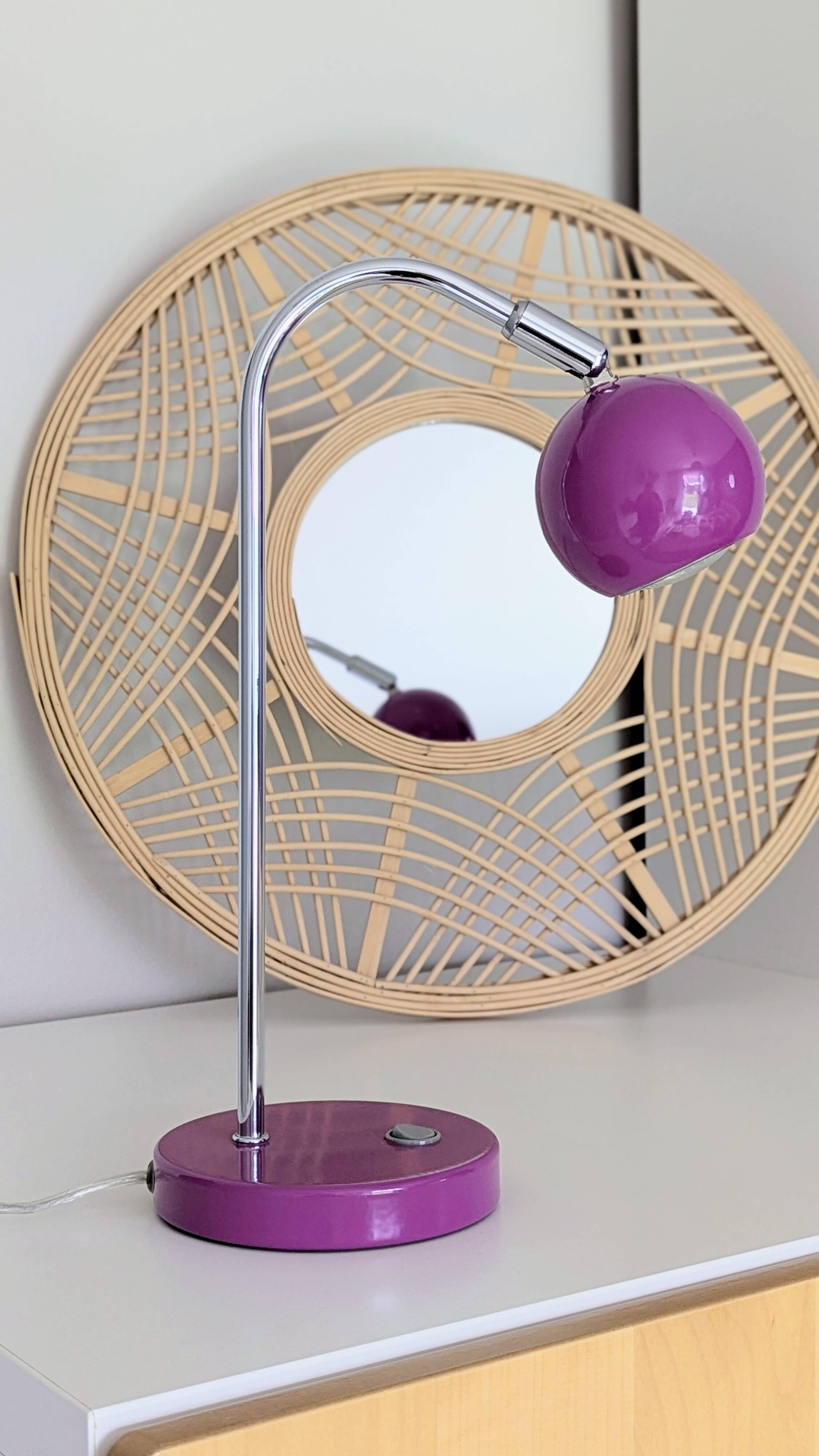 Purple eyeball lamp (L-0196)