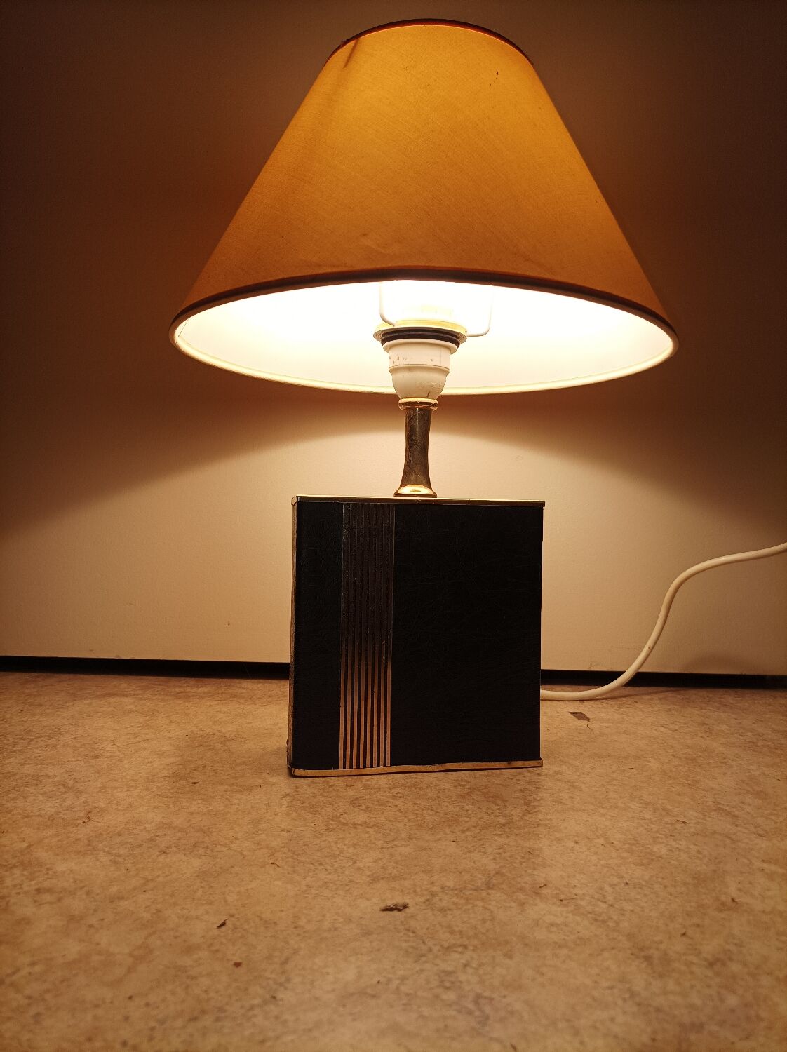 Lampe maison Le Dauphin