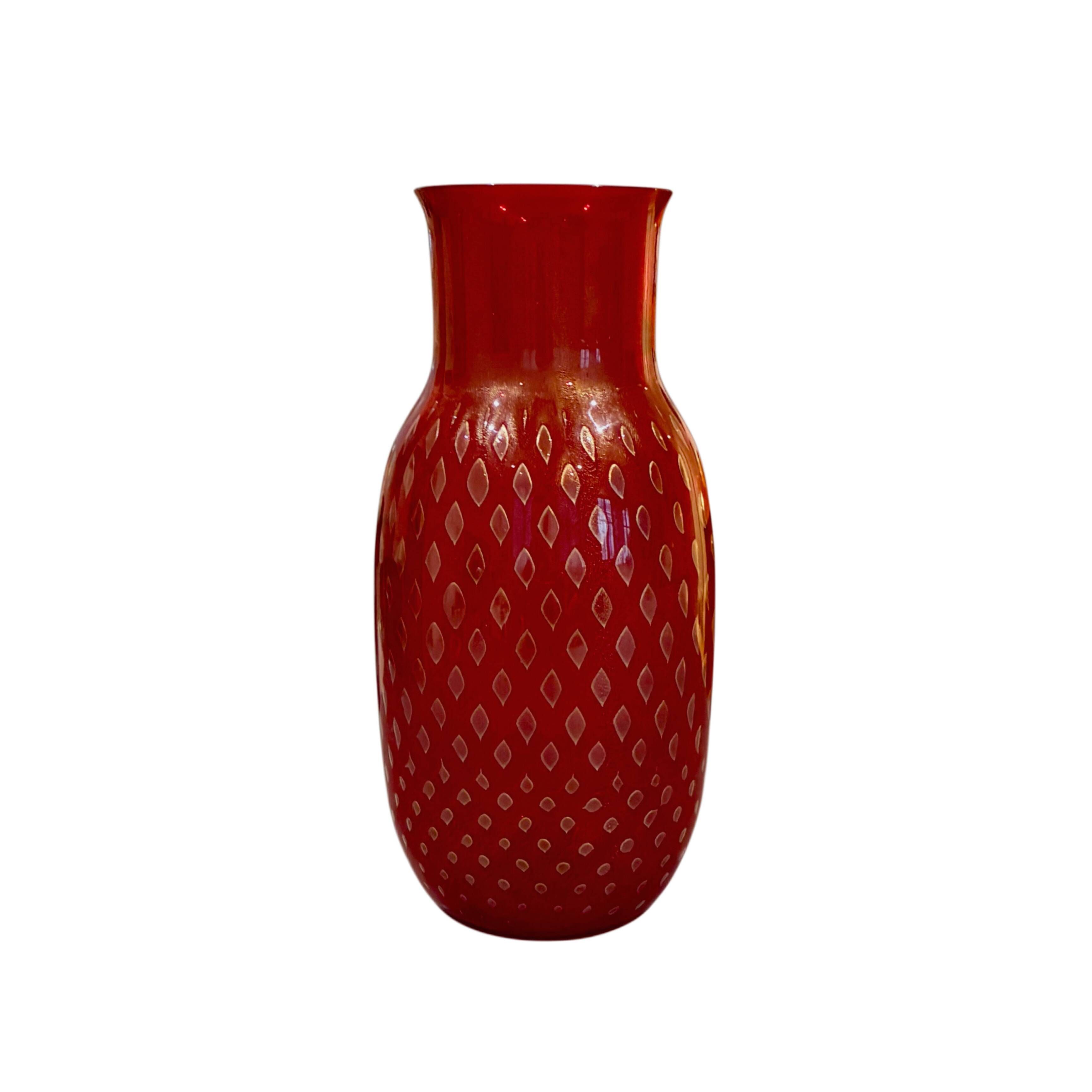 Alfredo barbini (1912-2007), murano, glass vase, circa 1970