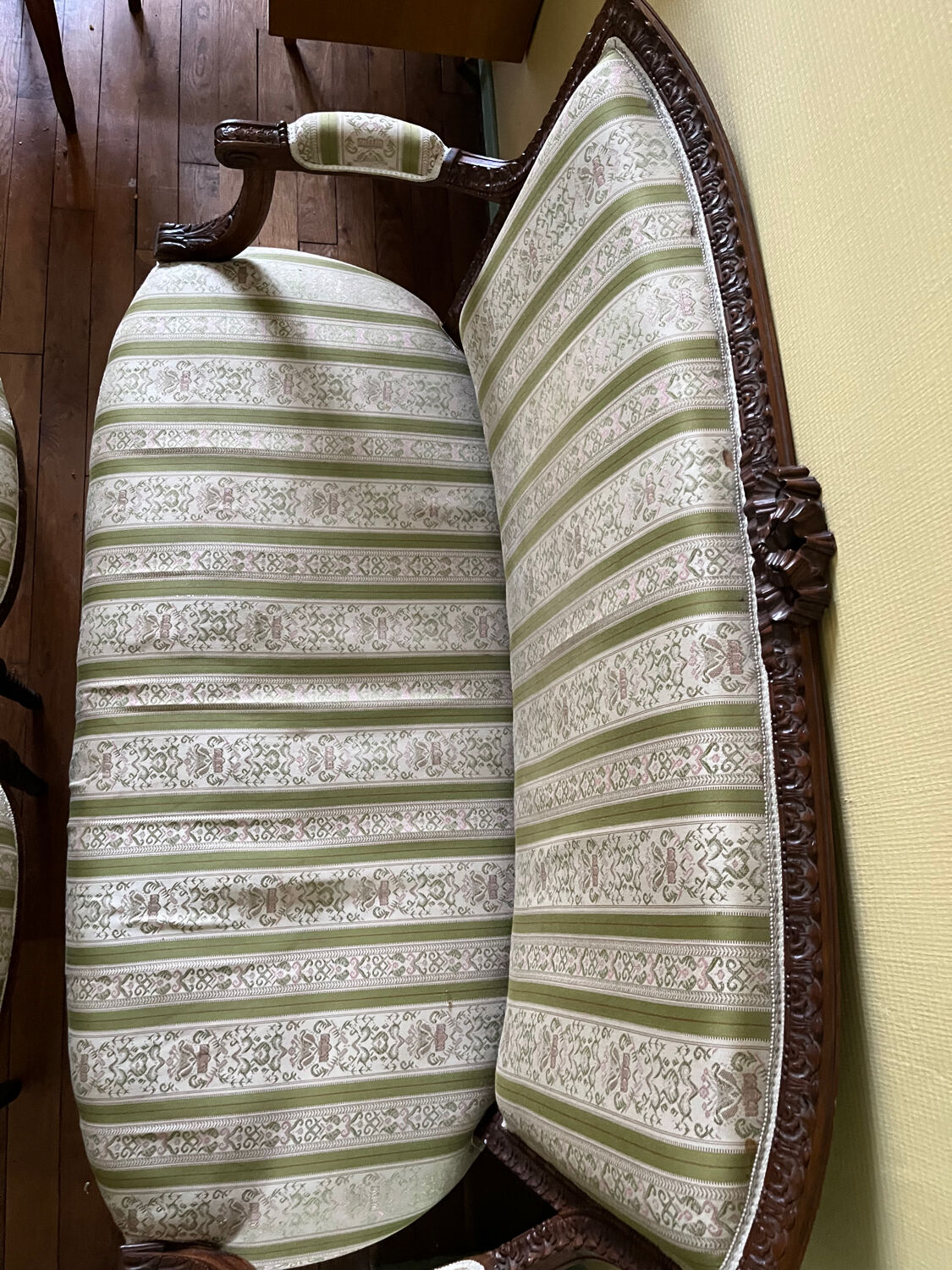 French-style living room set