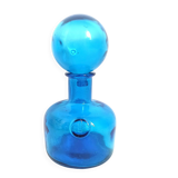 Carafe with blue Empoli stopper from the 70s Height 24.5 cm